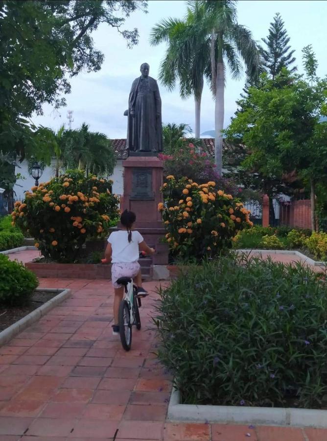 Hospedaje Casa Tellos Santa Fe de Antioquia Extérieur photo